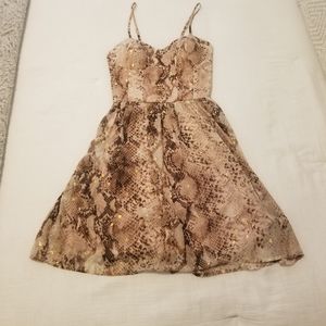 XS rose gold/gold Juniors snake print dress